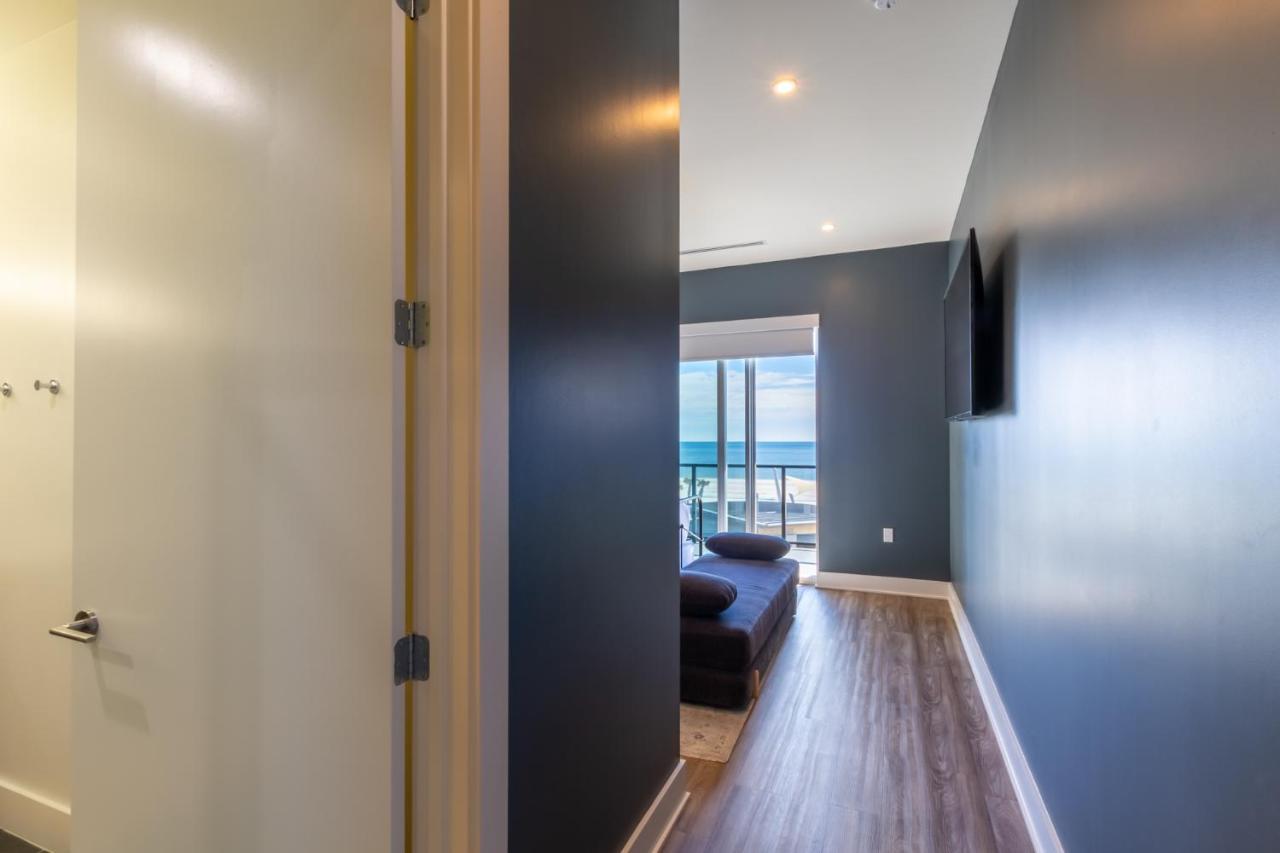 Luxury 4 Bedroom Beachfront Condo With Rooftop Pool Next To The Hangout! Gp 303 海湾海岸 外观 照片